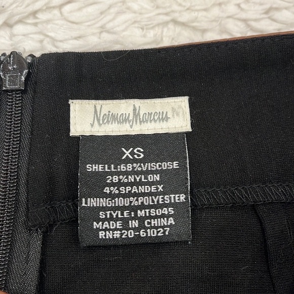 Neiman Marcus Knee Length Pattern Skirt - Picture 13 of 14